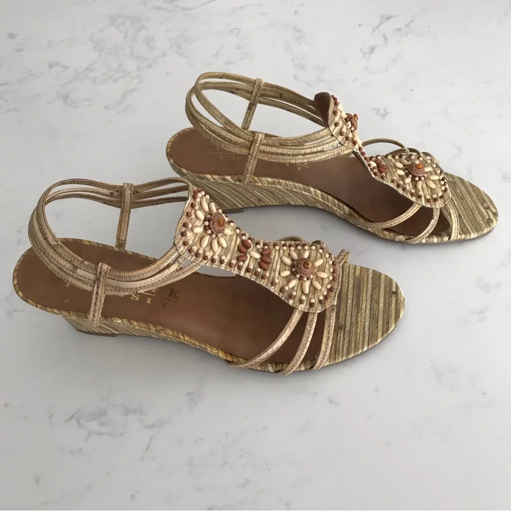 Wedge sandals - Picture 6 of 12